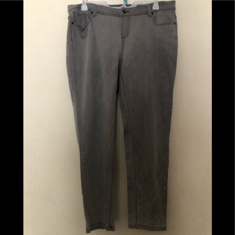 Women grey jeans